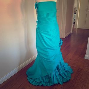 Turquoise prom/sweet 16/quinceanera dress